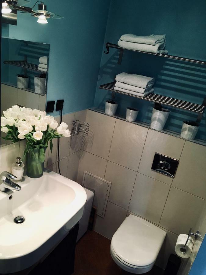 Apartament - Centrum Zabrze Esterno foto